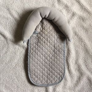 Newborn head & neck support